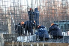 Страховые взносы за мигрантов могут составить 56 % от размера заработной платы