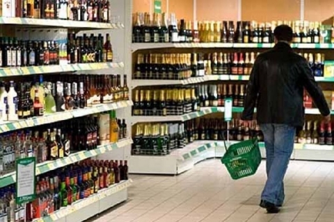 Правила продажи алкоголя должны быть едиными по Москве